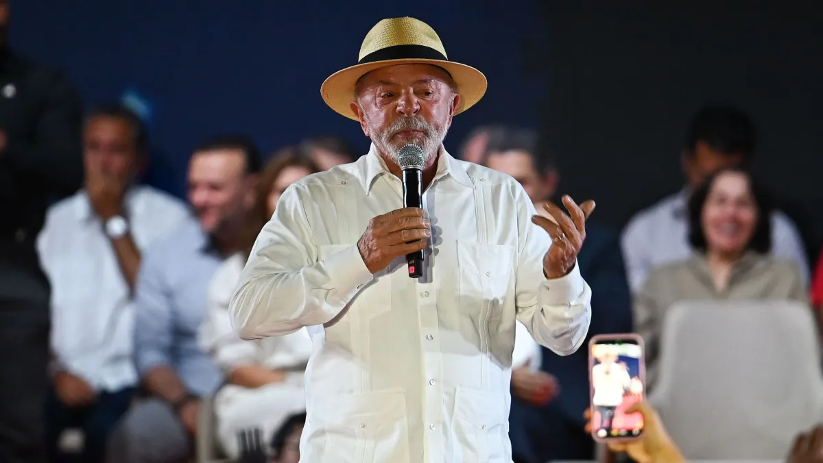 Lula afirma em São Gonçalo que STF não pode ficar sob suspeita no caso Master